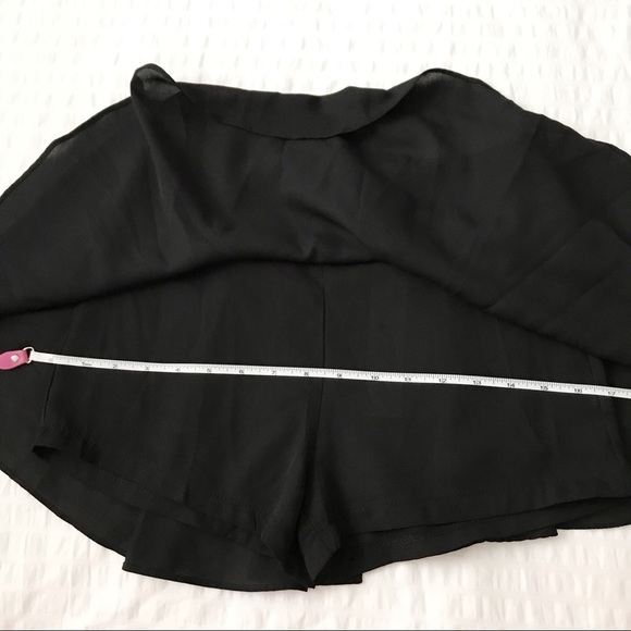 SOLD | Black chiffon mini skort - Picture 9 of 11